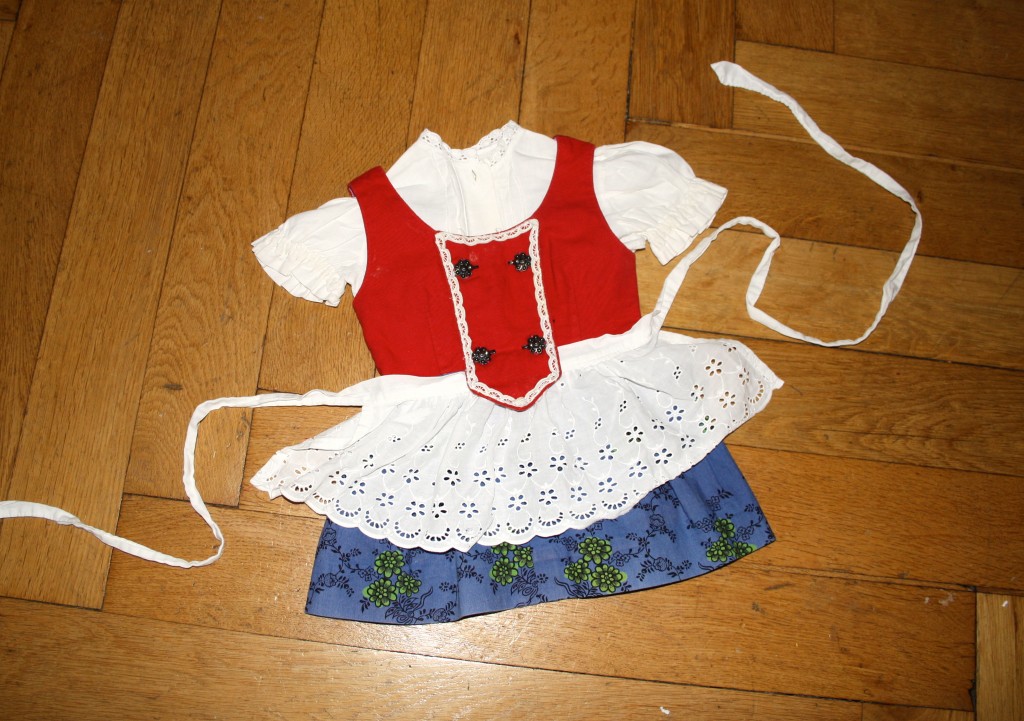 babydirndl