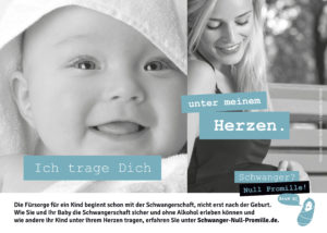 Bild von einem eingewickelten Baby neben dem Bild einer schwangeren Frau, dazu der Spruch "Ich trage Dich unter meinem Herzen."